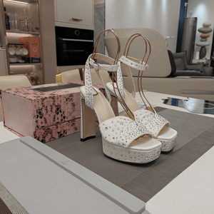 Zapatos de Tacón Alto Jimmy de Alta Calidad, Modernos, con Decoración de Diamantes de Satén, Transpirables y Amigables con la Piel, Nuevo Estilo Más Vendido - Product Image 3