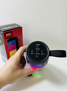 Altoparlante Portatile Wireless ad Alta Potenza con Illuminazione LED RGB, Nuova Radio FM, Subwoofer per Auto con Riverbero, Compatibile per Esterni - Product Image 4