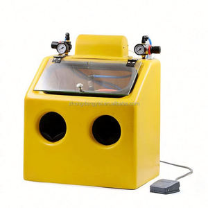 Machine de sablage pour bijoux, sablage industriel, équipement pneumatique à eau pour le polissage de verre dépoli et de bracelets - Product Image 1