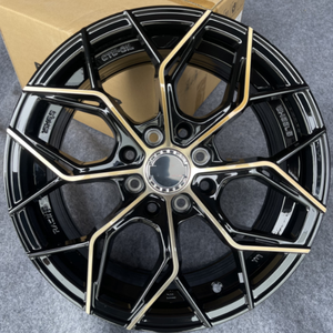 Cerchi in lega di alluminio pressofuso da <span class=keywords><strong>13</strong></span> pollici, 8 fori, 1143, di piccole dimensioni, disponibili in magazzino, forniti direttamente dalla fabbrica, per Matiz. - Product Image 1