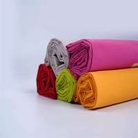 Prix Compétitif Tissu Popeline Sergé Uni Teint 80% Polyester 20% Coton 45*100D+40D 96*72 TC pour Chemises, Costumes, Sacs et Jeans pour Garçons