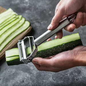 Éplucheur manuel 2 en 1, râpe multifonction pour fruits et légumes, éplucheur, trancheur de melon, pomme de terre, carotte, concombre, outil de cuisine domestique - Product Image 5