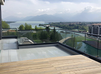 Rampe en verre en alliage d'aluminium avec fentes pour cartes internes/externes pour balcon de villa et main courante d'escalier, quincaillerie allemande ROTO