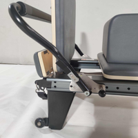 Reformer Pilates Berkualitas Tinggi, Tahan Lama, Full Track Adjustable, Berbahan Aluminium Alloy Hitam, Dukungan OEM/ODM untuk Studio Pilates dan Kesehatan di Rumah