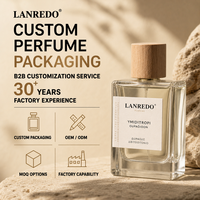 Flacon de parfum vide en verre transparent personnalisé 30ml 50ml 100ml Flacon de parfum rectangulaire plat moderne avec bouchon en bois naturel