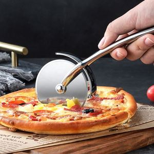 Rodillo Cortador de Pizza de Aleación de Aluminio, Antiadherente, Resistente al Desgaste, Antideslizante, Plegable, Herramienta Especial para Hornear en Restaurantes - Product Image 4