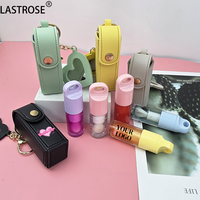 Porte-clés en cuir PU de luxe pour gloss, en forme de cœur, avec pochette pour huile à lèvres, accessoire de sac de voiture, pendentif pour femme, cadeau
