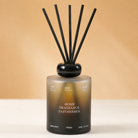 Diffuseur de parfum d'ambiance en verre noir mat, vert et bleu avec bâtonnets en rotin pour la maison, emballage ODM sous marque privée