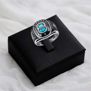 <span class=keywords><strong>Anillo</strong></span> <span class=keywords><strong>de</strong></span> Graduación Personalizado QIUHAN para Colegio o Escuela Secundaria, <span class=keywords><strong>Anillo</strong></span> Personalizado <span class=keywords><strong>de</strong></span> la Clase <span class=keywords><strong>de</strong></span> 2026 con Piedra <span class=keywords><strong>de</strong></span> Nacimiento - Product Image 3