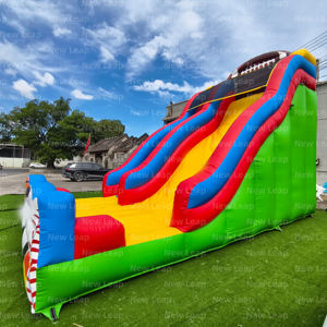 Nouveau toboggan gonflable Leap, château gonflable, parc à thème football, toboggan à piste sèche, jeu <span class=keywords><strong>de</strong></span> balle en PVC - Product Image 3