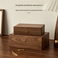 Boîte à bijoux en bois massif rétro noyer stockage de bureau créatif pour cosmétiques articles divers boîte de verrouillage gravée pour un usage domestique
