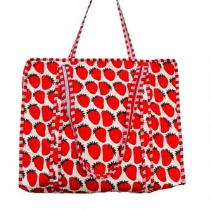 Bolso Tote de Algodón Acolchado con Estampado de Frutas, Bolso de Hombro Estampado, Ligero, para Uso Diario, Elegante, Reutilizable, para Viajes, Playa, Mujer - Product Image 1