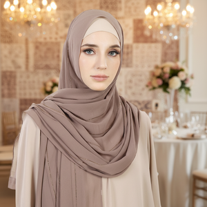 Último Diseño Exclusivo 2026: Hiyabs de Gasa Premium con Parches Cosidos a <span class=keywords><strong>Mano</strong></span>, Pañuelos de Gasa para Mujer, Velos de Oración Musulmanes para Mujer - Product Image 1