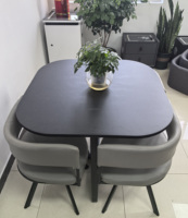 Ventes chaudes et prix les plus bas 4 chaises en cuir PU avec 1 ensemble de table pour restaurant de restauration rapide et bar Salle à manger à domicile