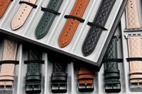 Ouruoxi Sabuk Jam Tangan Kulit Klasik Berkualitas Tinggi Tali Kulit Asli Lapisan Atas untuk Apple Watch 1/2/34/5/6/7 SE Ultra