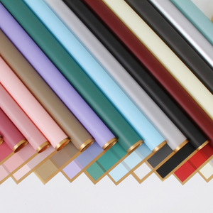 Vente en gros de feuilles de papier à fleurs et de papier d'emballage pour bouquet de fleurs aux bords unis imperméables et personnalisées en vrac pour la Saint-Valentin - Product Image 3