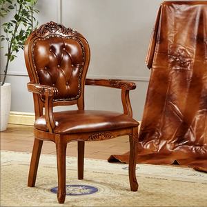 Silla de Comedor Italiana de Cuero Genuino de Lujo - Estructura de Madera Maciza con Respaldo Acolchado, Sillas de Comedor Premium de Alta Calidad - Product Image 3