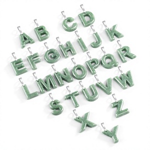 Pendentif lettre en jadeite naturelle birmane de qualité A, vert pois, avec attache en argent S925, pour hommes et femmes, collier de charmes en jade, vente en gros - Product Image 2