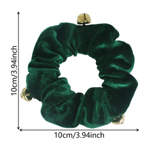 Coleteros de Terciopelo Navideños con Mini Campanas, Lazos para el Cabello de Tela Sencilla, Coleteros Versátiles para Cola de Caballo, Accesorios para el Cabello de Mujer para Invierno - Product Image 1