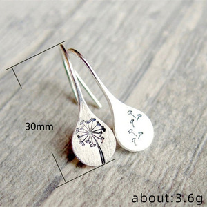 Orecchini Pendenti Vintage a Forma di Soffione per Donne, Gioielli Minimalisti Unici per Uso Quotidiano - Product Image 5