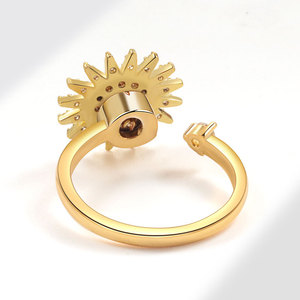 Anillo Giratorio Antiestrés con Diseño de Girasol, Microincrustaciones de Zirconia, Bañado en Oro y Cobre, Joyería para Mujer, Venta al Por Mayor - Product Image 4