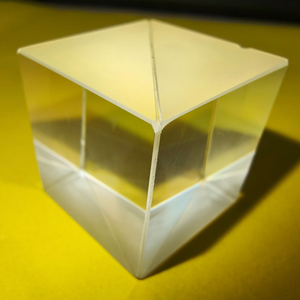 도매 30*30*30mm 높은 굴절 지수 <span class=keywords><strong>K9</strong></span>/<span class=keywords><strong>BK7</strong></span> 광학 입체 빔 분할 프리즘 - Product Image 3