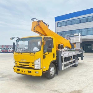 Camion de travail aérien Isuzu KV100 4x4 33m avec plateforme élévatrice télescopique hydraulique - Product Image 1