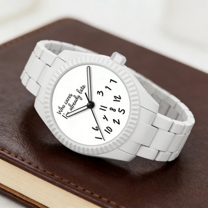 Montre à quartz pour homme, montre à quartz 3D, montre de sport décontractée pour homme, montre à quartz légère en plastique étanche - Product Image 3