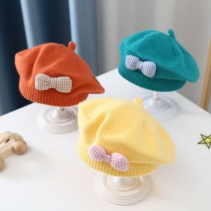 Béret pour enfants, chapeau pour bébé fille, style coréen, respirant, chaud, coupe-vent, en laine tricotée, chapeau de peintre, printemps et automne - Product Image 1