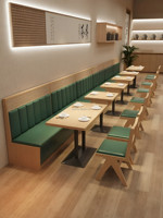 Orientalischer Massivholz Runder Esstisch Geflochtener Rattan X-Rahmen Grüner PU-Sessel Zen-Tee Café Restaurant Möbel Großhandel