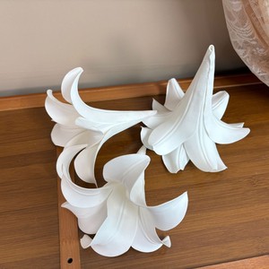 Cabezas de Lirios Artificiales Yasunobu, Moldeadas por Inyección de Espuma, Decoraciones para Techos de Bodas - Product Image 2