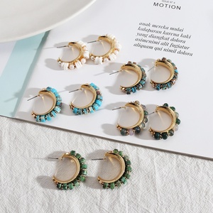 Pendientes de Aro con Cuentas en Forma de <span class=keywords><strong>C</strong></span>, de <span class=keywords><strong>Moda</strong></span>, al por Mayor, para Mujer, Color Dorado, Joyerí<span class=keywords><strong>a</strong></span> de Acero Inoxidable - Product Image 2