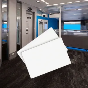 <span class=keywords><strong>Carte</strong></span> RFID PVC NFC de haute qualité <span class=keywords><strong>Carte</strong></span> à puce intelligente étanche et étanche pour un usage professionnel - Product Image 3