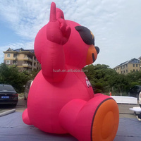Ours rose gonflable personnalisé en forme d'animal de dessin animé avec lunettes de soleil pour la promotion publicitaire, les activités thématiques personnalisées, les fêtes