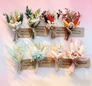 G208 Vente en gros <span class=keywords><strong>de</strong></span> fleurs séchées en vrac, arrangement floral, mini bouquet <span class=keywords><strong>de</strong></span> fleurs séchées naturelles pour la décoration <span class=keywords><strong>de</strong></span> la robe <span class=keywords><strong>de</strong></span> mariée et du marié - Product Image 2