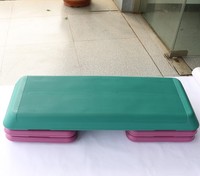Plate-forme de fitness d'exercice de pas à pas aérobie réglable en hauteur, planche de pas aérobie pour la forme physique de gymnase