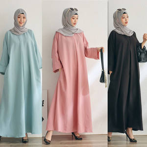 イードドバイ控えめなイスラム教徒の女の子プレーン上品なアバヤデラックス卸売Khimar <span class=keywords><strong>Hijab</strong></span>ドレス高級パレスチナアバヤ