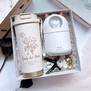 Ensemble tasse à café et batterie externe personnalisée avec logo Muguet, cadeau littéraire pour la Saint-Valentin, commémoration de voyage, nouveauté - Product Image 4