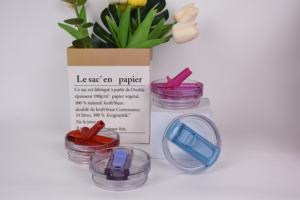 30oz Tumbler phiên bản cuối cùng kết hợp màu sắc kết cấu thoải mái-grip xử lý với có thể tháo rời lật rơm và nắp - Product Image 4