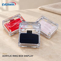 Boîte à bague personnalisée en acrylique taillée au diamant avec insert en velours, présentoir à bijoux transparent pour mariage, emballage cadeau, exposition de détail
