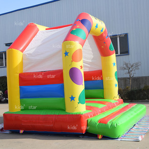 Château gonflable compact pas cher pour fêtes, en PVC écologique, capacité 480 kg, pour 3 à 12 enfants, 3m x 4m x 3m - Product Image 4