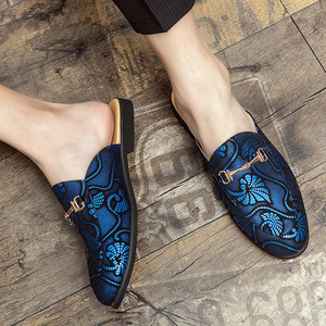 Mezze scarpe per la stagione estiva pantofole con tacco stile muli da uomo con motivo stampato tomaia in pelle in microfibra Logo personalizzato disponibile - Product Image 6