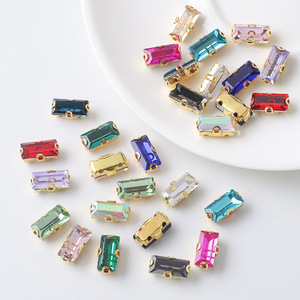 5x10mm Rectangle Strass-4 trous Coudre-On Flatback pour DIY Vêtements/Chaussures/Accessoires de Mariage - Product Image 5
