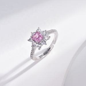 Anillo de plata 925 vintage con circonita cúbica rosa de alta calidad, chapado en oro de lujo, con circonitas y rubíes, precio de fábrica. - Product Image 4