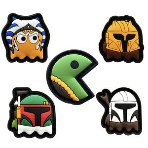 Chaussures magiques écologiques en PVC en trois dimensions apposées Eat Bean Patch Pixel Badge Glow-in-the-dark Moral Badge Personnalisable - Product Image 3