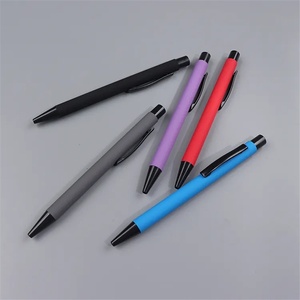 Bolígrafo deportivo de varilla de aluminio retráctil en stock con capacidad de escritura suave para publicidad y regalos Logotipo láser - Product Image 2