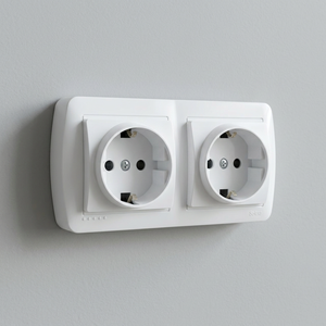 Base Bipolare Doppia a Montaggio Superficiale con Serie TTL Mural Bianca (Solera MUR66U) 250V 16A - Product Image 3