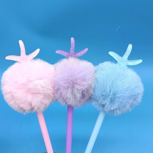 سودودو البلاستيك الإبداعي Kawaii صدف زخرفة ملونة بوم بوم قلم حبر جاف مع شعار مخصص هدية