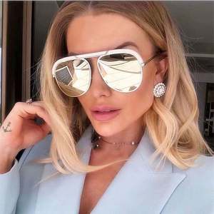 Gafas de Sol Ovaladas de Lujo Vintage para Mujer, Modelo 2019, con Espejo, Parte Superior Plana, Protección UV400, Tamaño Grande - Product Image 1