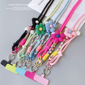 En gros, Cordon de suspension long pour porte-clés, motif fleur, avec perles, bandoulière pour hommes et femmes, pour la randonnée en extérieur - Product Image 3